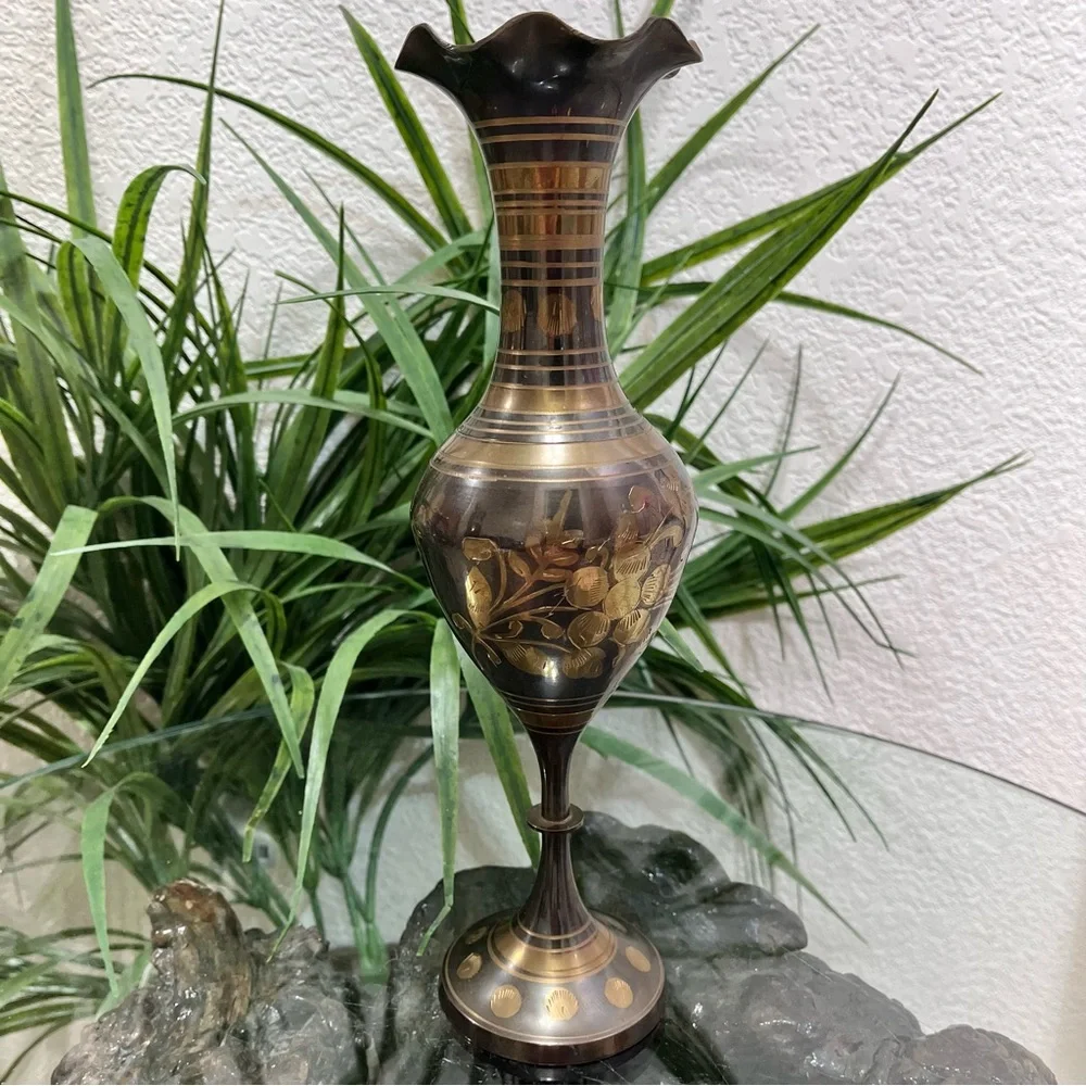 🔥Vintage🔥 Hand Crafted And Etched Tall Brass Vase 12”